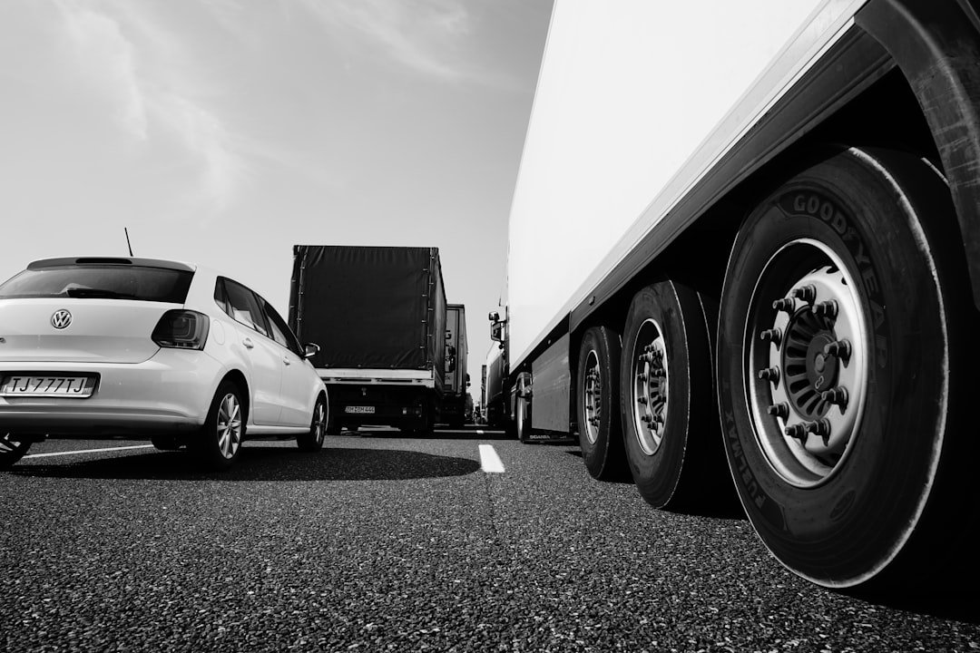 Photo Commercial-Vehicle Insurance Importance