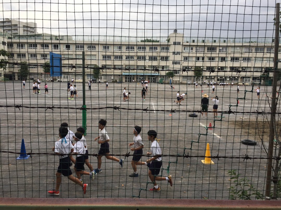 Photo Students playing sports