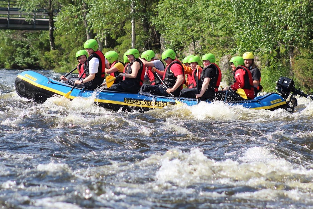 Photo Person rafting water