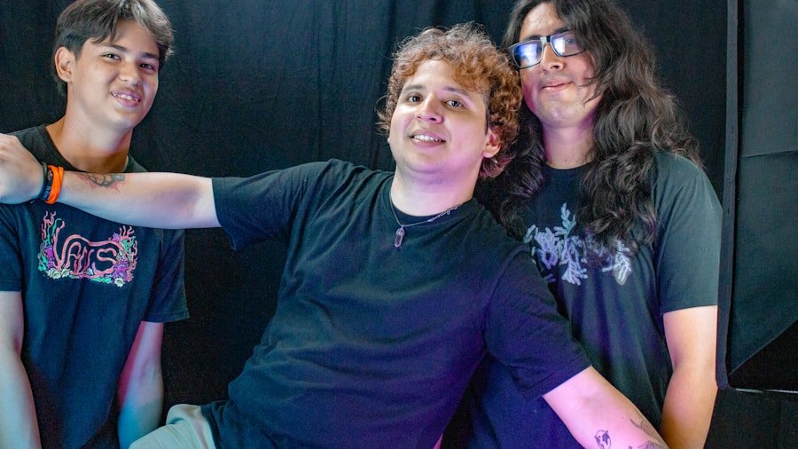 Photo Young adults group
