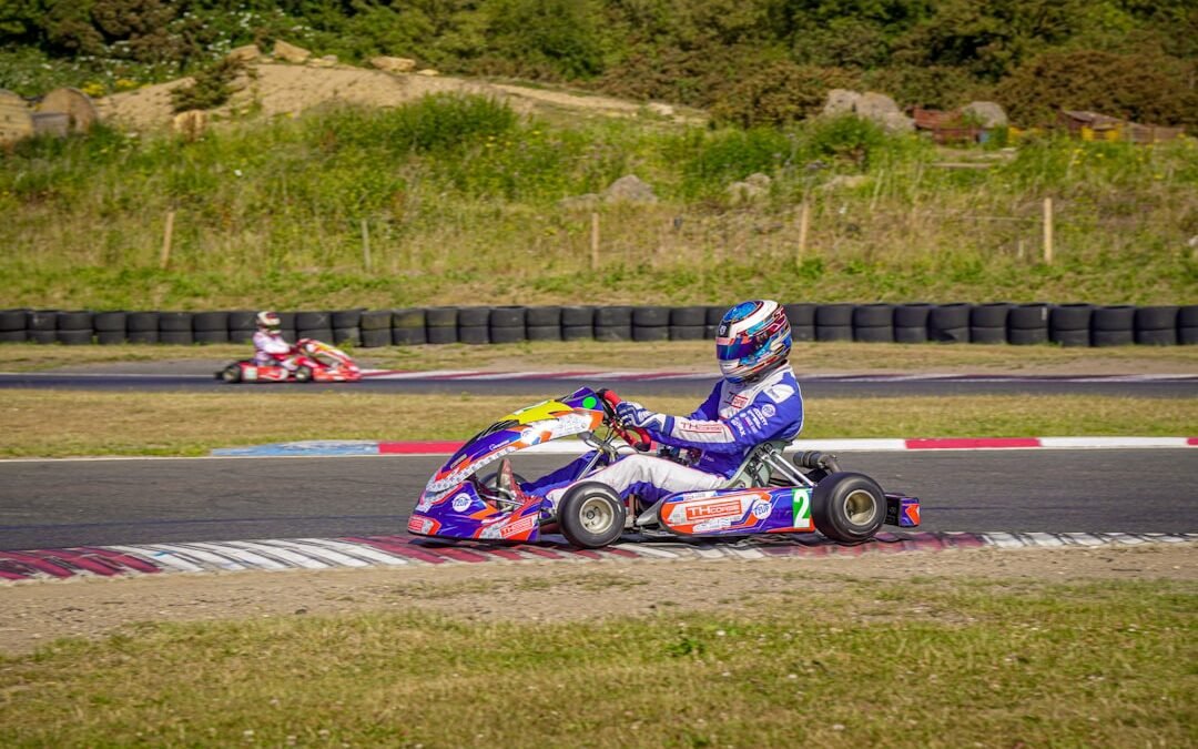 Navigating Car Insurance for New Drivers in India: Under 25 Age Premium Loading, Experience Discount