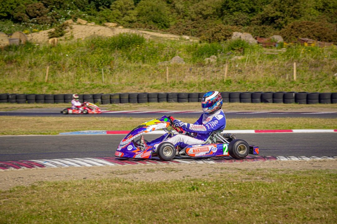 Photo Young driver car