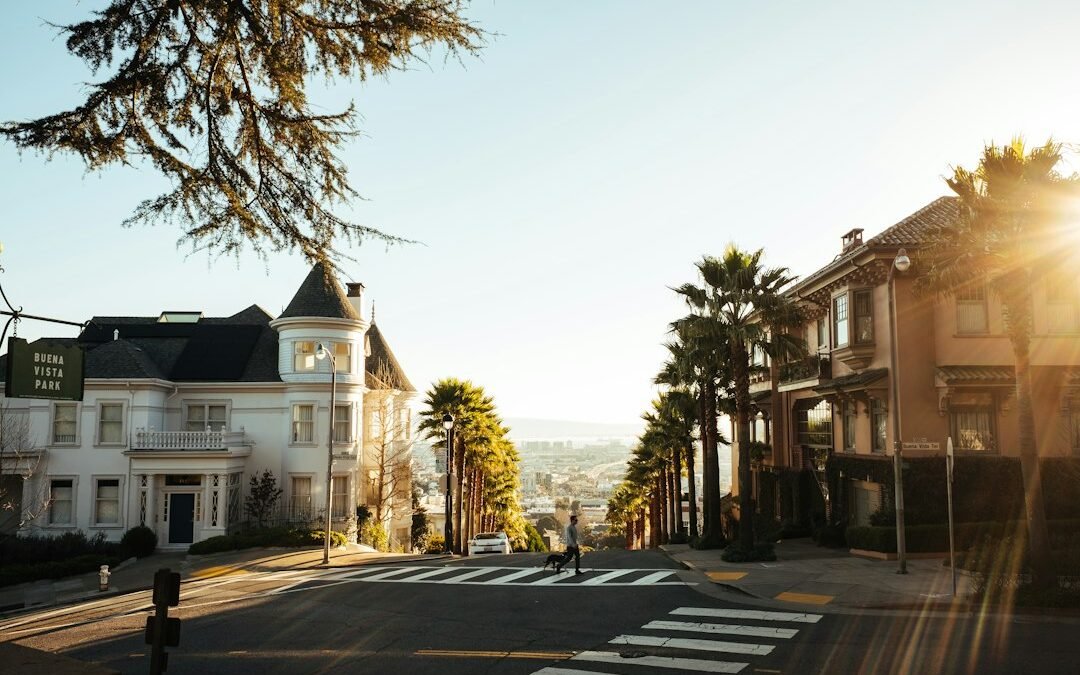 Photo Maturity cheque hand