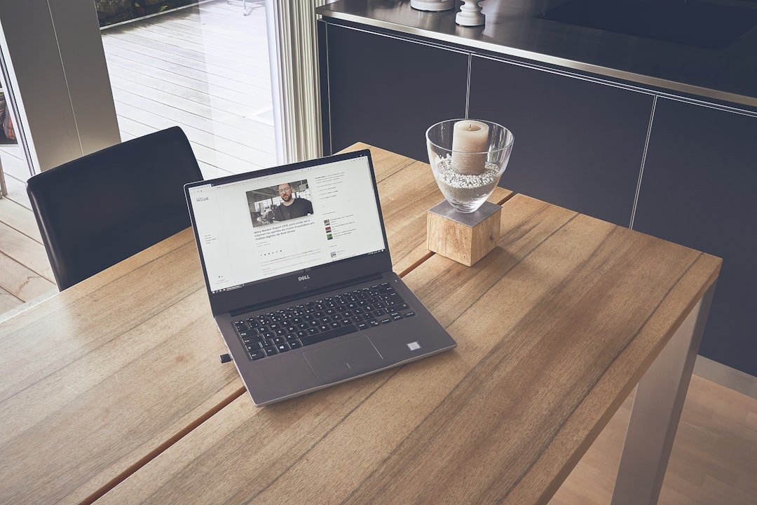 Photo Laptop insurance website