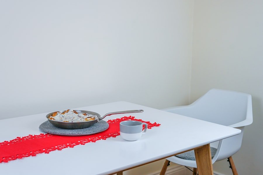 Photo Homemaker kitchen table
